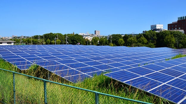 高圧の太陽光発電イメージの写真